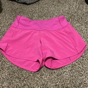 •Sonic Pink Lululemon Mid Rise Speed Up Shorts 4 Inches